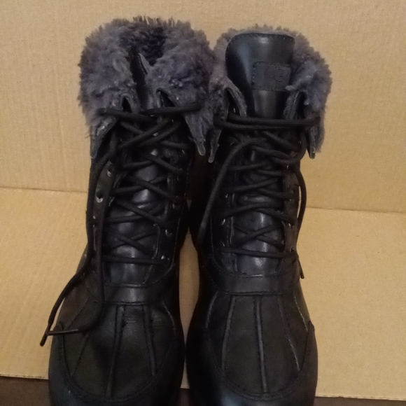 Ugg Men’s Size 9 Butte Black Leather Waterproof Vibrant Sheepskin Winter Boots #